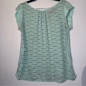 Elle women’s size medium short sleeve Blouse blue gray polka dots